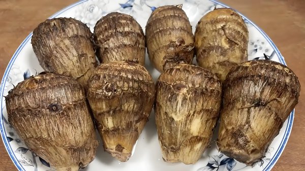 十大股票配资 9月买菜，少买韭菜和茄子，多吃这4种黄金菜，润肺降燥，健脾养胃